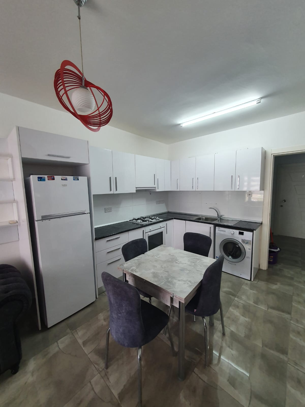 Kaymaklı Merkez 2+1(SUNA APT.)  - Resim 3